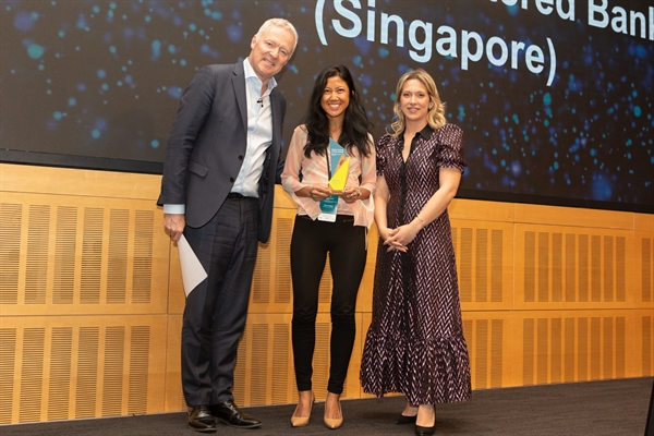 Standard Chartered Bank wins the Promoting Equity, Diversity and Inclusion Thriving at Work Award